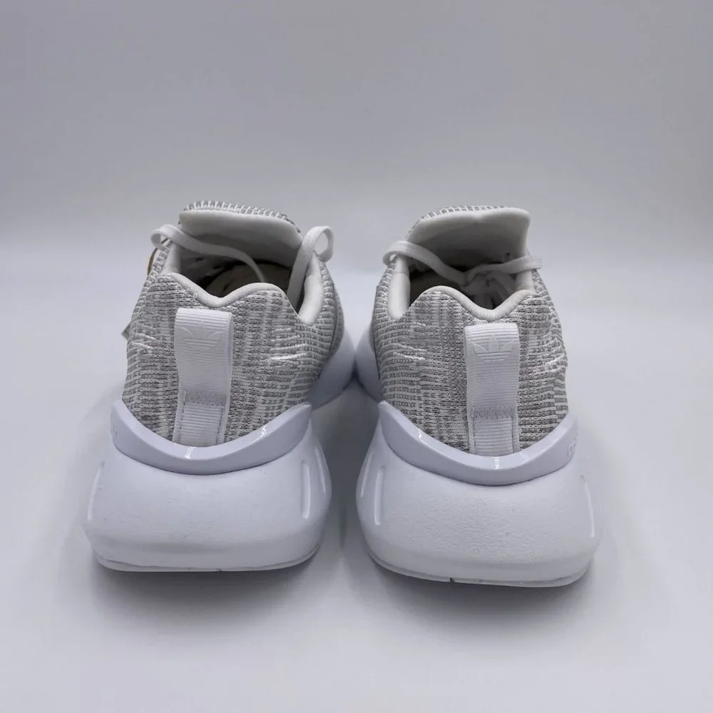Adidas Swift Run 22 Grey / White Womens Shoes
